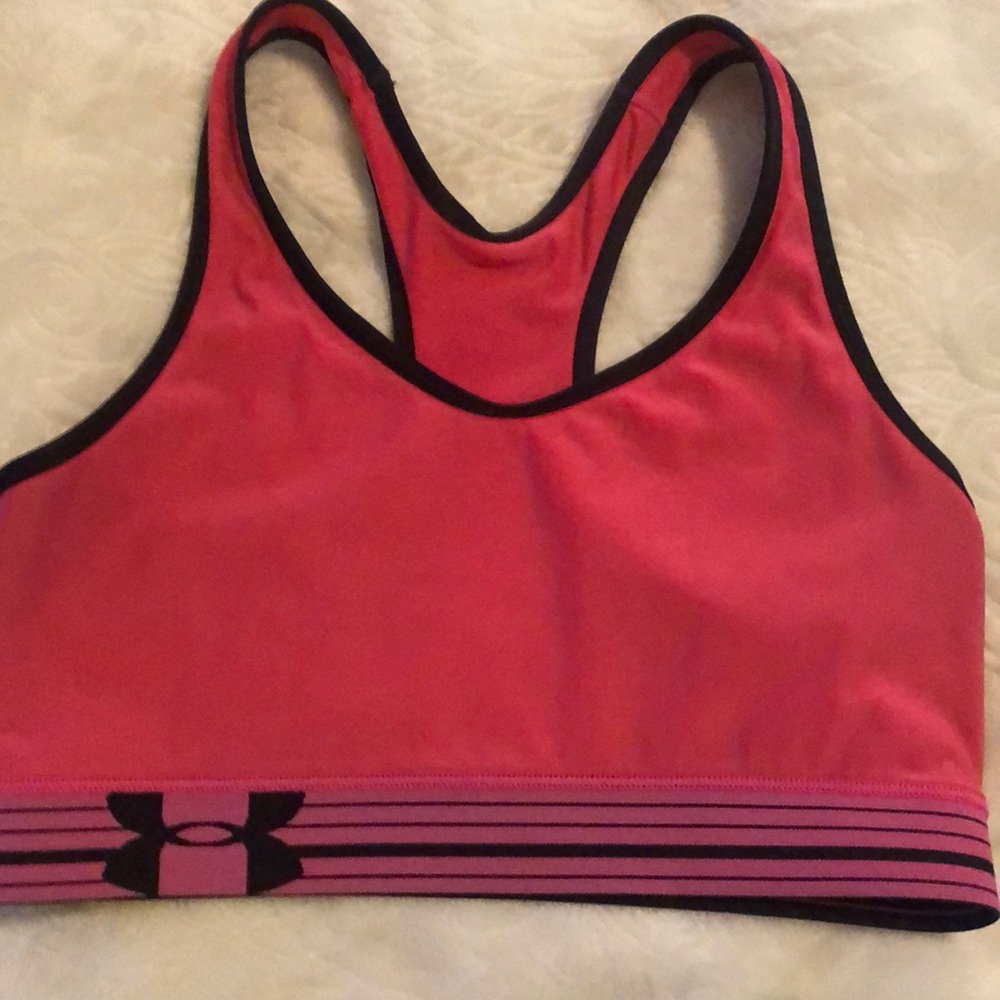 Under Armour women’s sports bra size medium